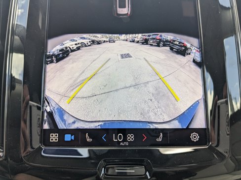 New 2025 Volvo XC60 T8 Core image 30
