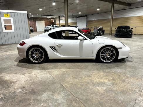 Used 2008 Porsche Cayman image 4