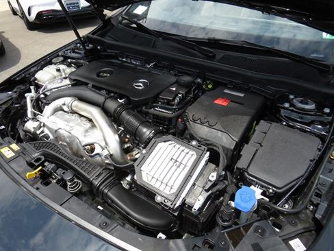 Used 2025 Mercedes-Benz CLA 250 4MATIC image 7