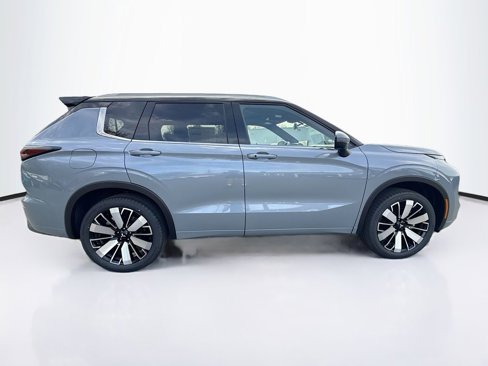New 2025 Mitsubishi Outlander SEL image 8