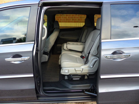 Used 2024 Honda Odyssey EX-L image 37