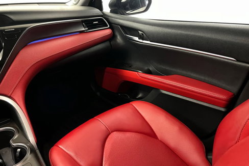 Used 2023 Toyota Camry XSE w/ Navigation Package image 10