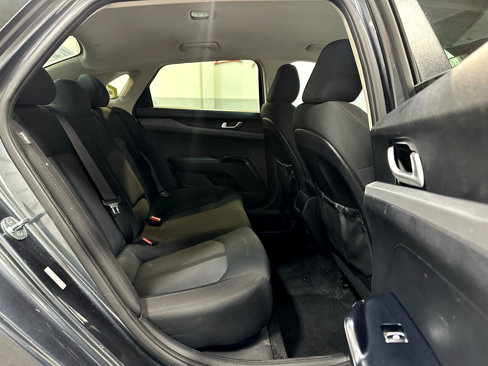Used 2022 Kia K5 LXS image 18