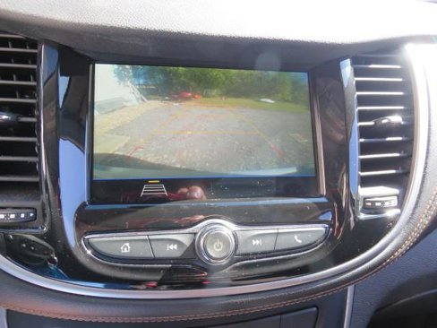 Used 2019 Chevrolet Trax LS image 14