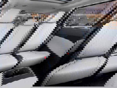 New 2026 Kia Carnival SX image 16