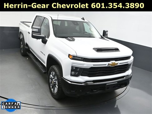 Used 2024 Chevrolet Silverado 2500 Custom w/ Custom Convenience Package image 1
