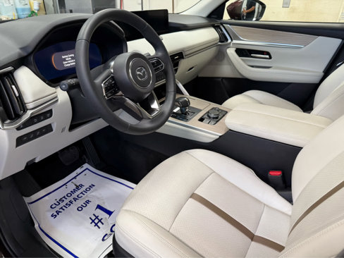 Used 2024 MAZDA CX-90 3.3 Turbo w/ Premium Plus Pkg image 10