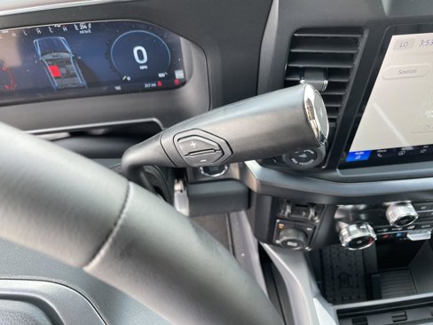 New 2025 Ford F350 Lariat w/ Lariat Ultimate Package image 17