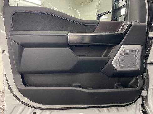 New 2026 Ford F250 Platinum image 16