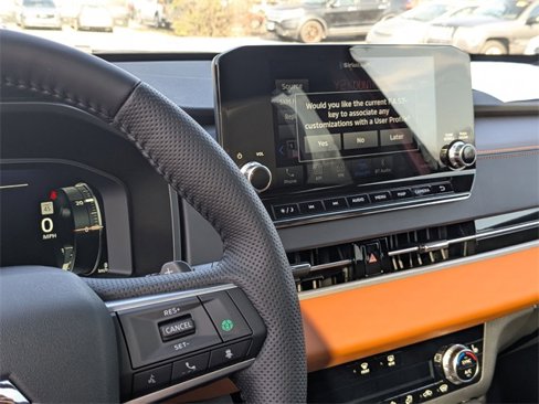 New 2025 Mitsubishi Outlander SEL image 17