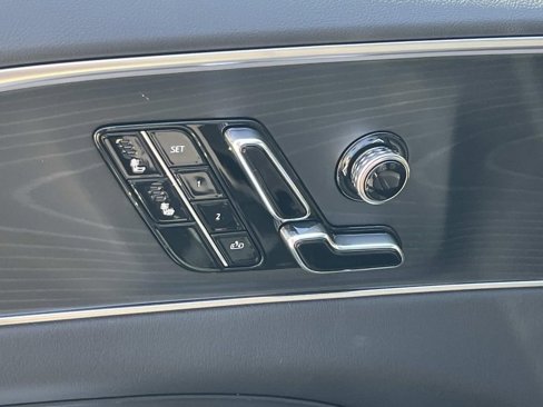 New 2026 Cadillac Lyriq Luxury image 23