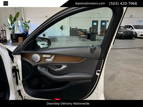 Used 2021 Mercedes-Benz C 300 Sedan w/ Premium Package image 47