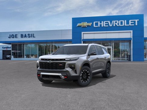 New 2026 Chevrolet Traverse Z71 w/ LPO, Floor Liner Package image 9