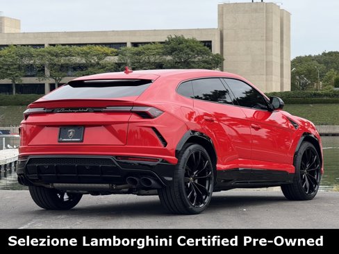 Used 2022 Lamborghini Urus image 5