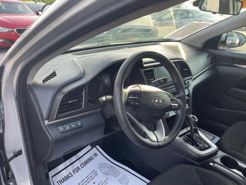 Used 2019 Hyundai Elantra SEL w/ Cargo Package image 21