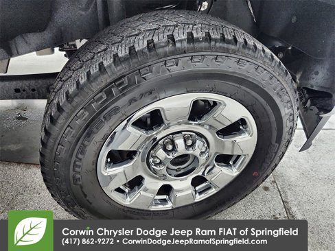 Used 2025 Ford F250 Lariat w/ Chrome Package image 34