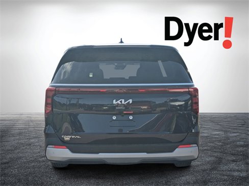 New 2026 Kia Carnival LX image 5