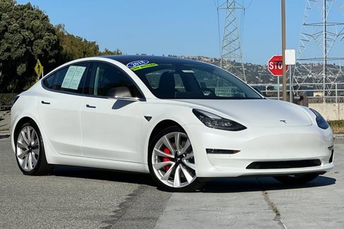 Used 2018 Tesla Model 3 Performance image 2