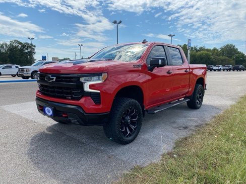 Used 2022 Chevrolet Silverado 1500 LT Trail Boss w/ Convenience Package II image 3