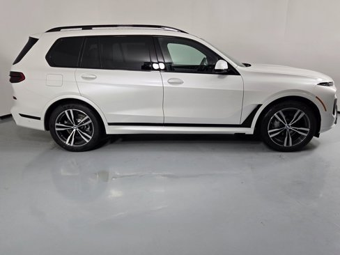 New 2026 BMW X7 xDrive40i w/ M Sport Package image 6