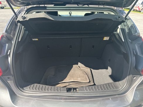 Used 2014 Ford Focus SE w/ Equipment Group 201A image 9