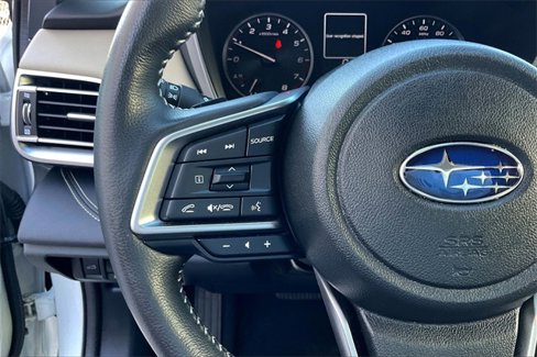 Used 2025 Subaru Outback Limited image 18