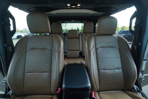 Used 2020 Jeep Wrangler Unlimited Sahara image 29