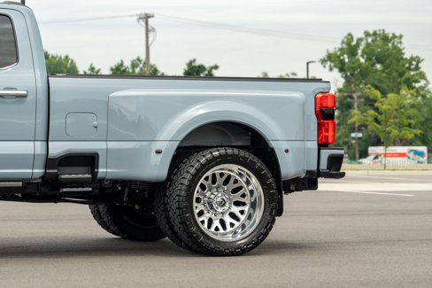 Used 2024 Ford F450 Platinum w/ FX4 Off-Road Package image 12