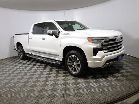 Used 2024 Chevrolet Silverado 1500 High Country image 4