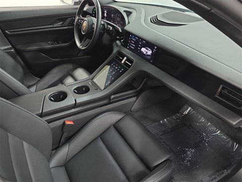 Certified 2024 Porsche Taycan 4 Cross Turismo image 27