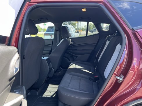 Used 2024 Chevrolet Trax RS w/ Driver Confidence Package image 19