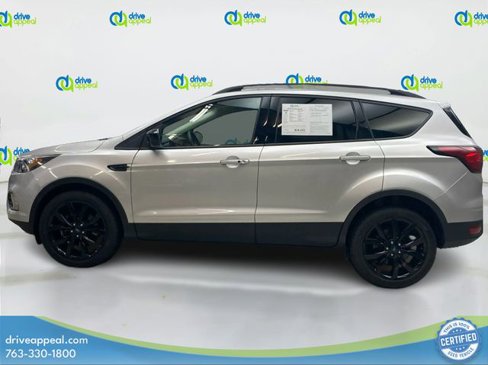 Used 2019 Ford Escape SE image 9
