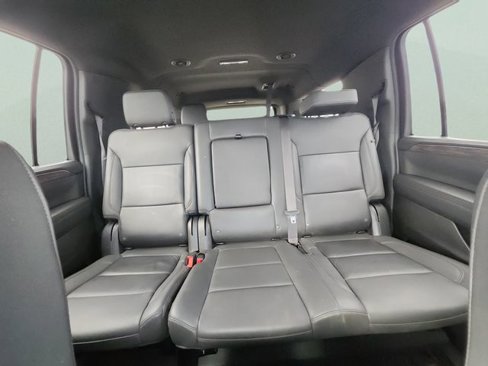 Certified 2023 Chevrolet Suburban LT image 17