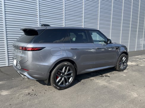 New 2025 Land Rover Range Rover Sport Dynamic SE image 4