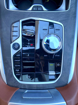 Used 2023 BMW X7 M60i w/ Executive Package image 27