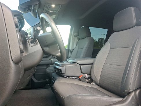 Used 2024 Chevrolet Silverado 2500 Custom w/ Custom Value Package image 13