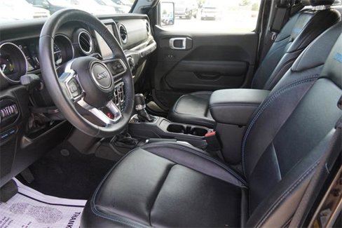 Certified 2022 Jeep Wrangler Unlimited Rubicon 4xe w/ Cold Weather Group image 19