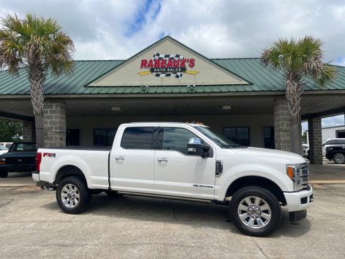 Used 2019 Ford F250 Platinum w/ Platinum Ultimate Package image 1