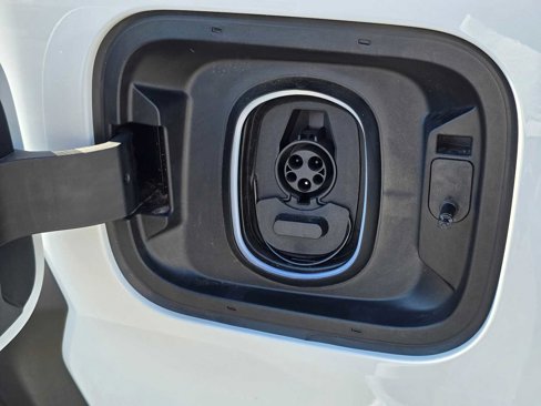 New 2026 Chevrolet Silverado EV LT image 18