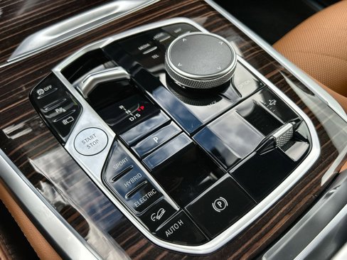 New 2026 BMW X5 xDrive50e w/ M Sport Package image 24