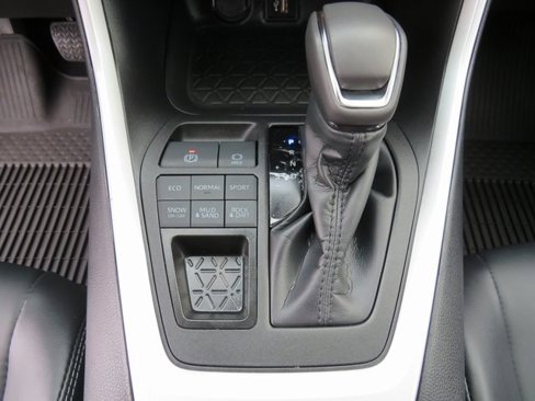 Certified 2025 Toyota RAV4 XLE Premium image 23