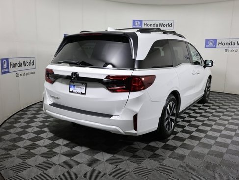 New 2026 Honda Odyssey EX-L image 4