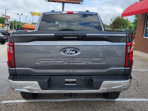 Used 2024 Ford F150 XLT image 10