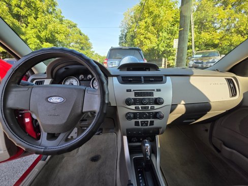 Used 2009 Ford Focus SE image 41