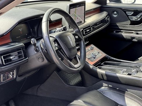 Certified 2022 Lincoln Aviator Reserve w/ Equipment Group 201A image 17
