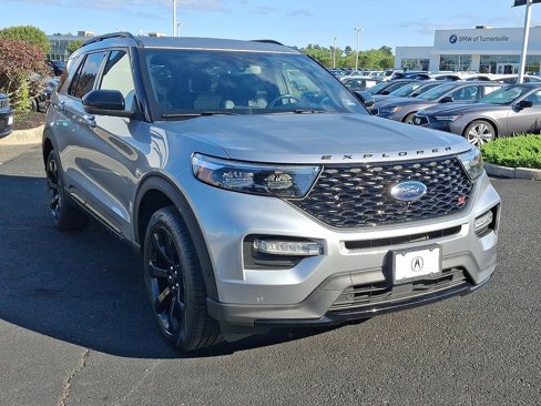 Used 2020 Ford Explorer ST w/ ST Street Pack image 3