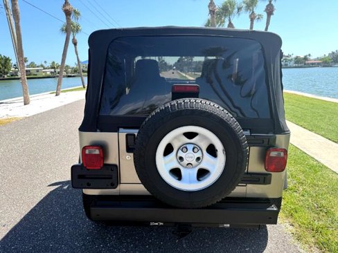 Used 2006 Jeep Wrangler X image 7