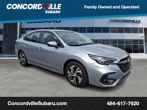 Used 2025 Subaru Legacy Premium image 1