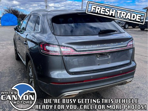 Used 2022 Lincoln Nautilus AWD w/ Premium Package image 3