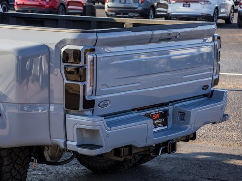 Used 2025 Ford F450 Platinum w/ Platinum Plus Package image 8